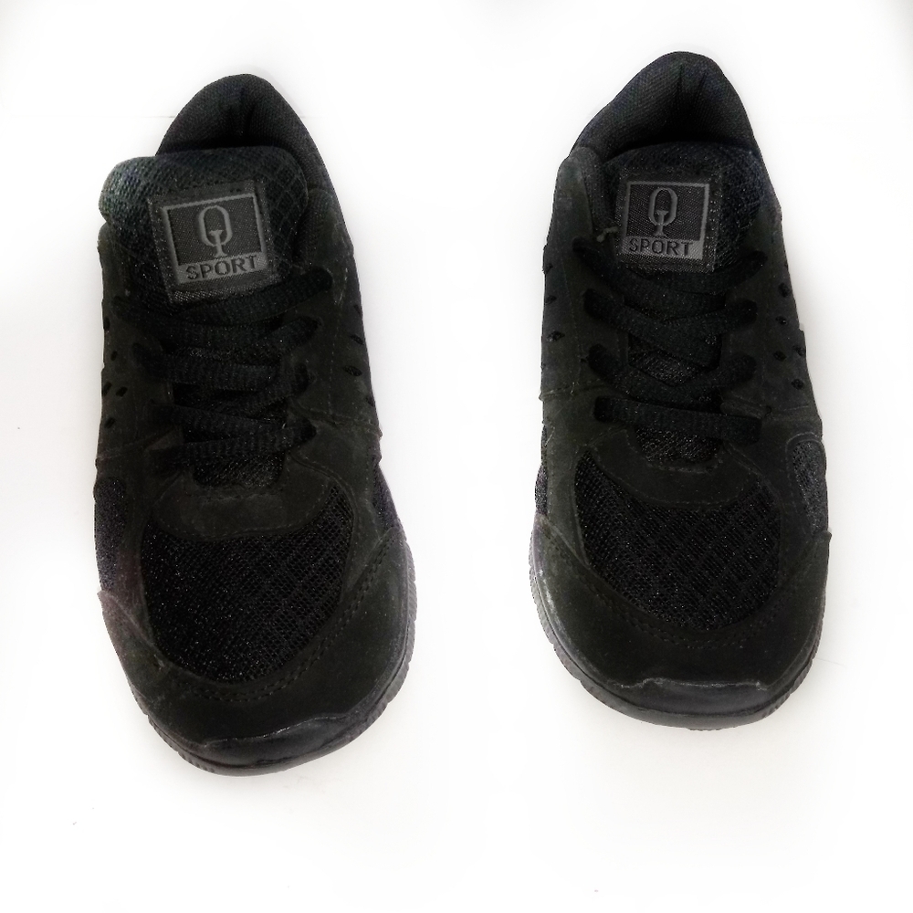 Qi sport kids black lightweight tenni shoes
